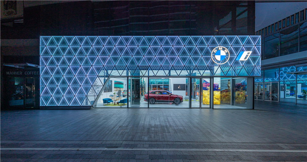 SODA攜手“BMW i” ，駛入未來