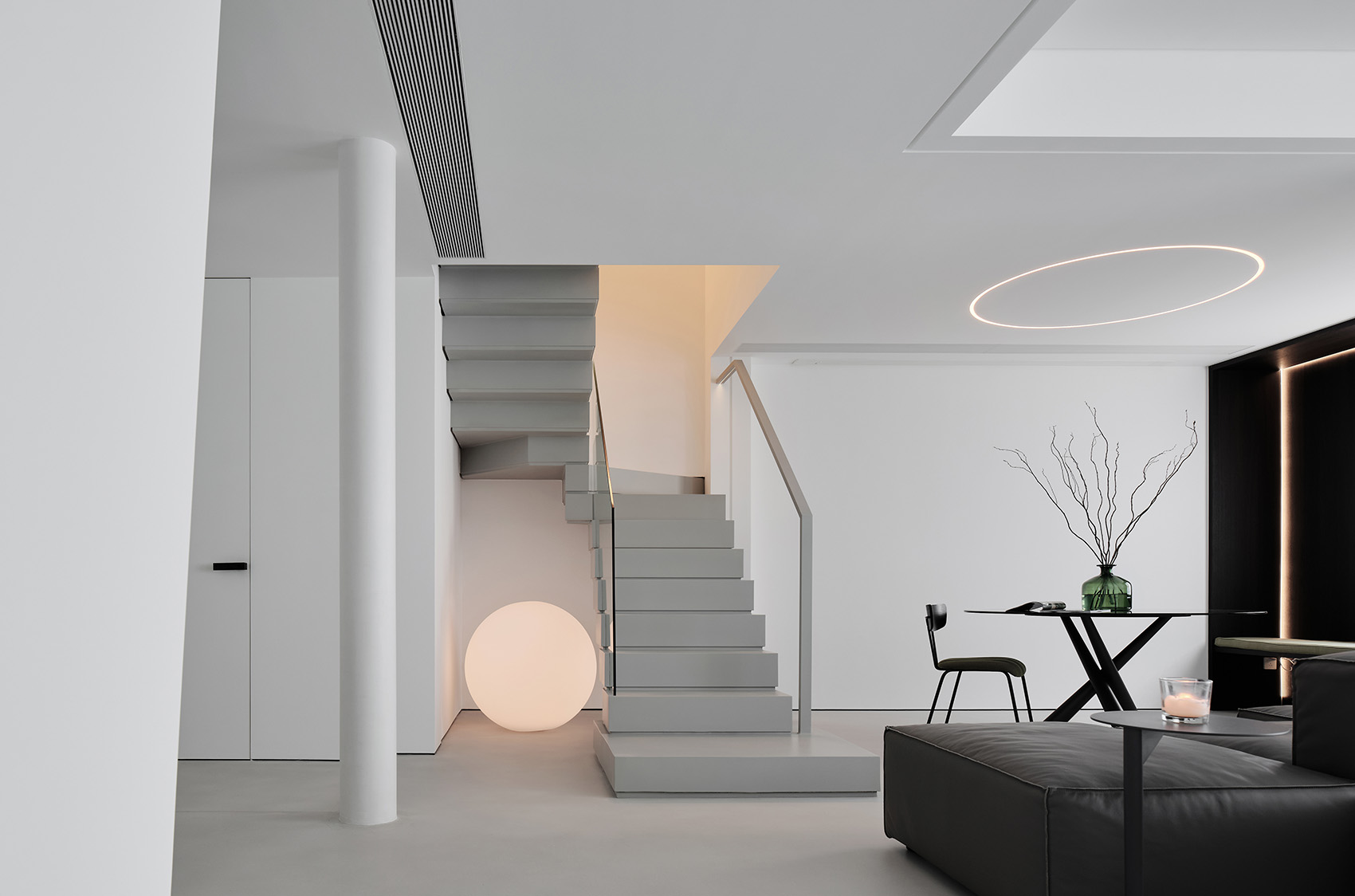 南京·“沒有主義”極簡復式住宅設計